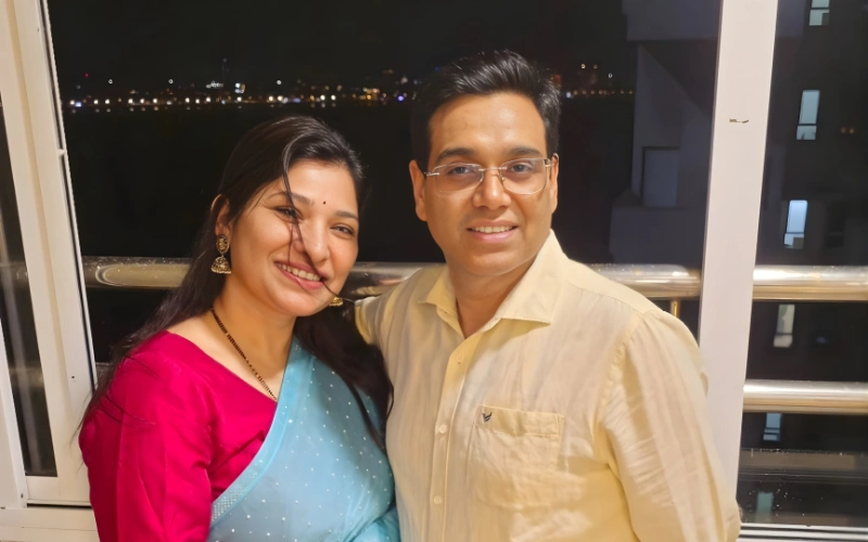 ips manoj kumar sharma and his wife