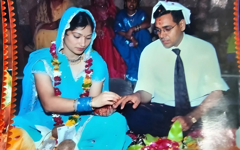manoj kumar sharma wife